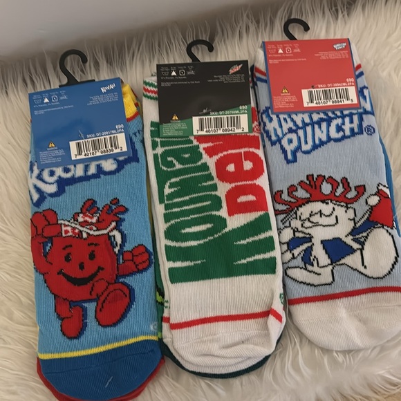 6 Pairs of Pop/Beverage Themed Ankle Socks 🧦 🥤 - Picture 2 of 4